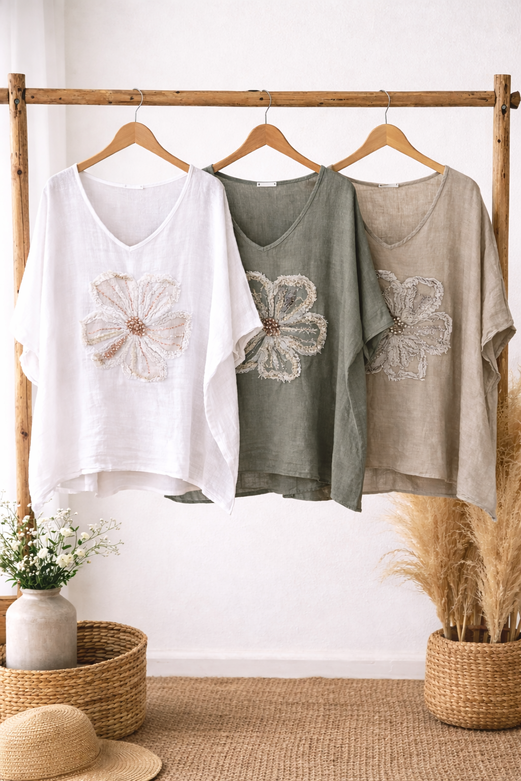 Linen Floral Appliqué Top – Relaxed Fit, Lightweight & Breathable