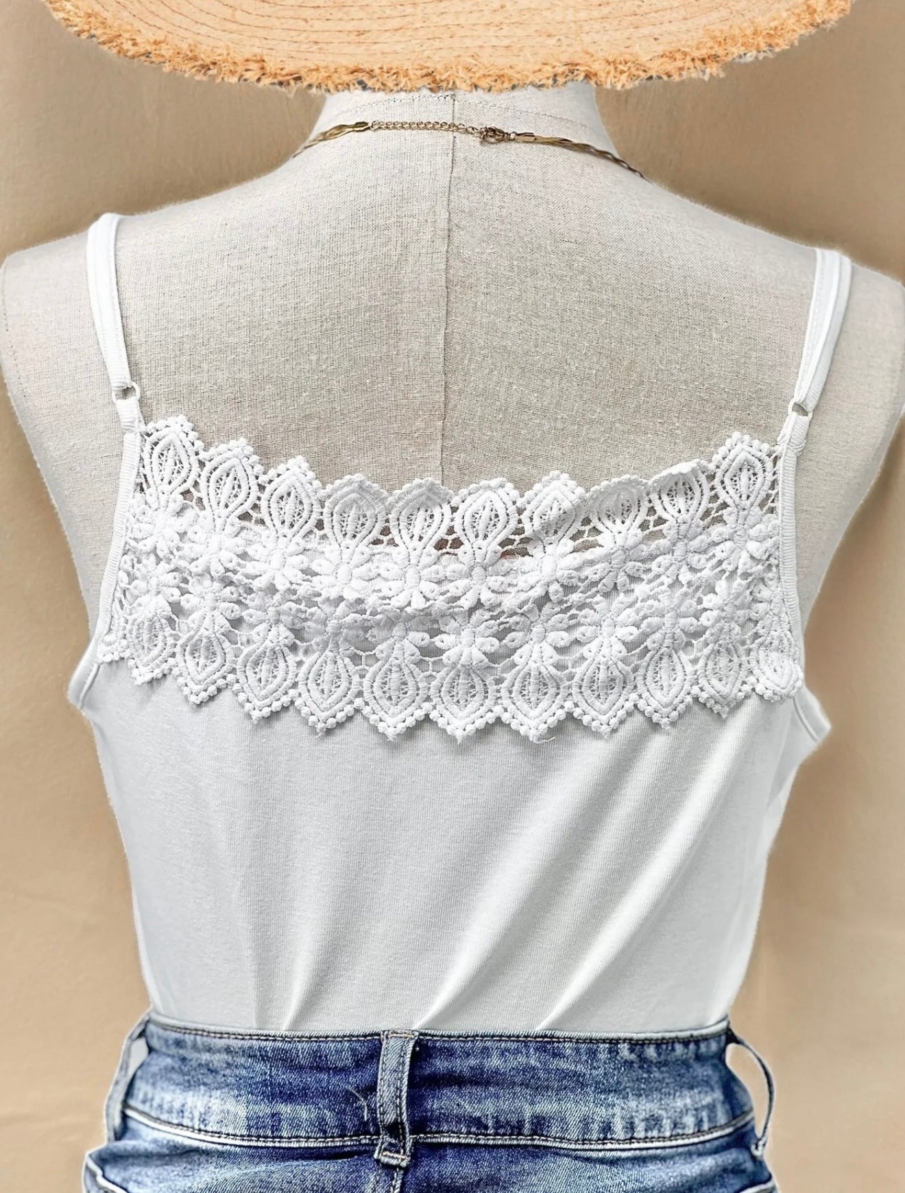 Chic embroidery tank top
