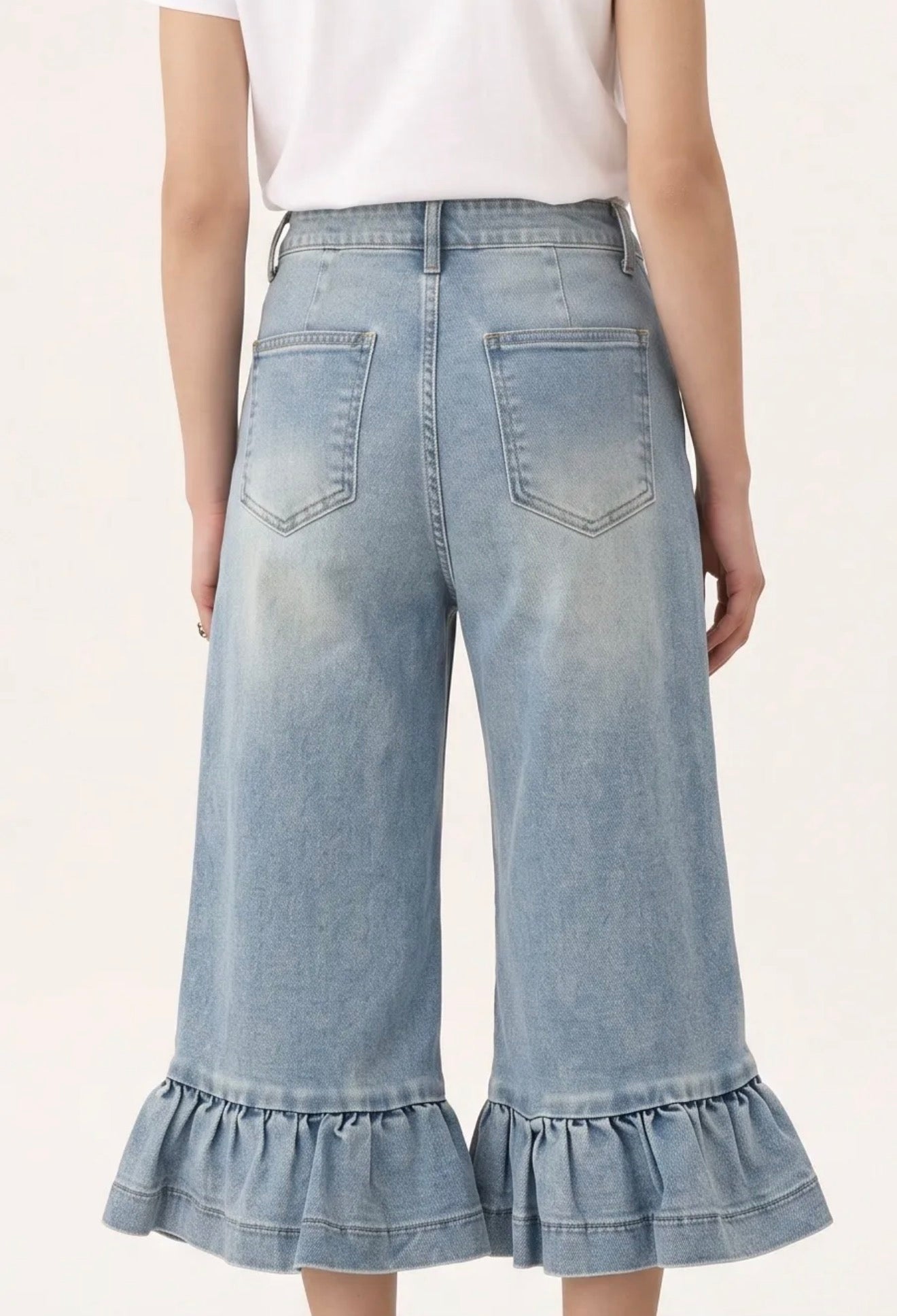 Denim ruffle Cropped pant