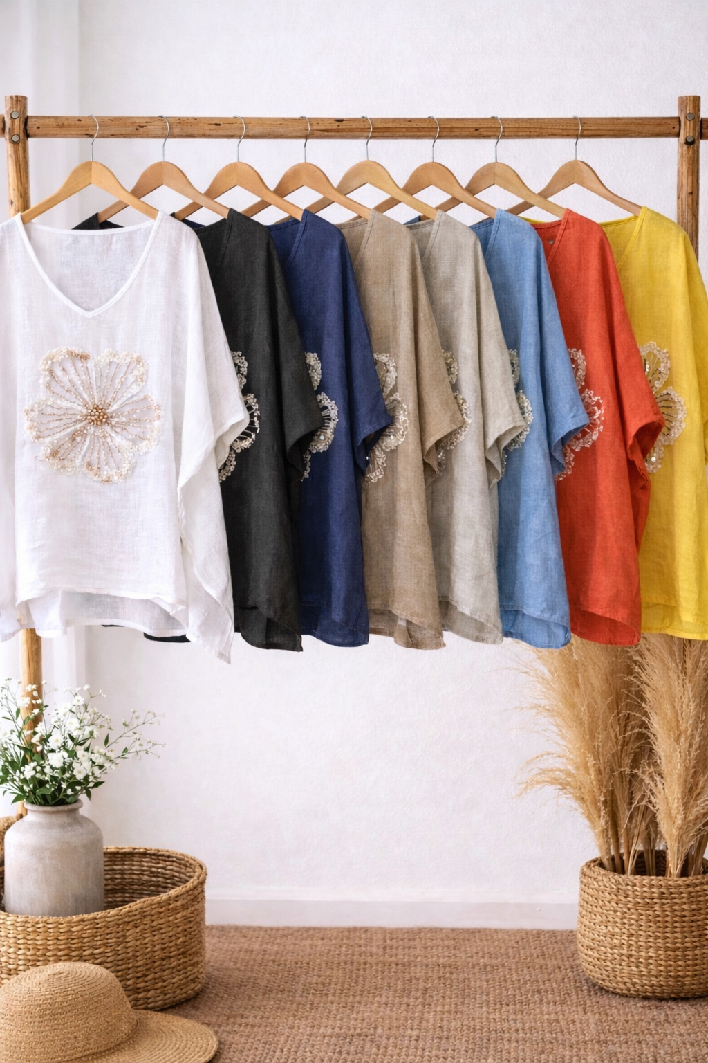 Linen Floral Appliqué Top – Relaxed Fit, Lightweight & Breathable